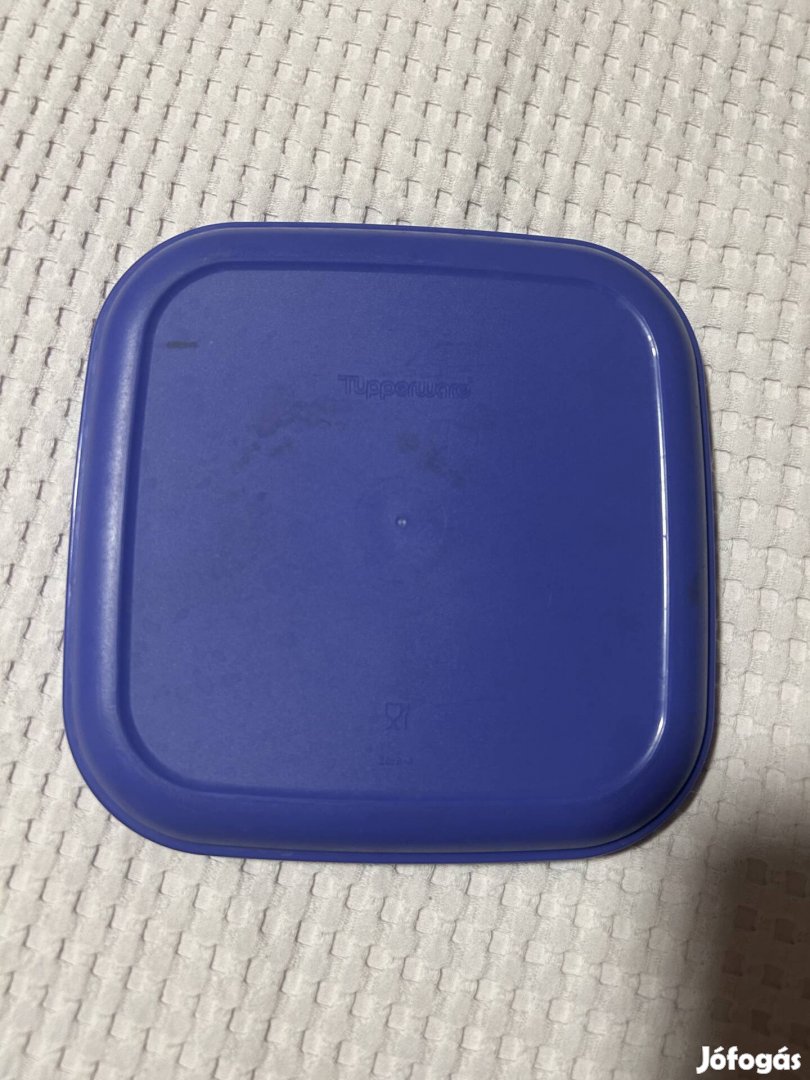 Tupperware 18x18 cm tető