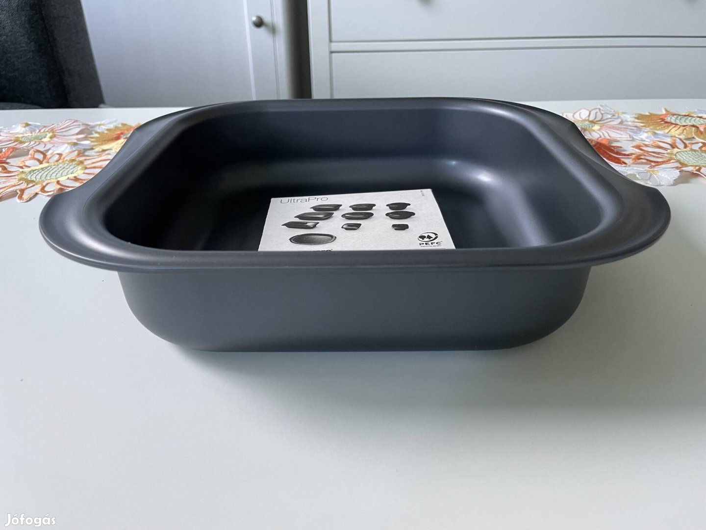 Tupperware 2 literes ultrapro (ultra pro) tetővel