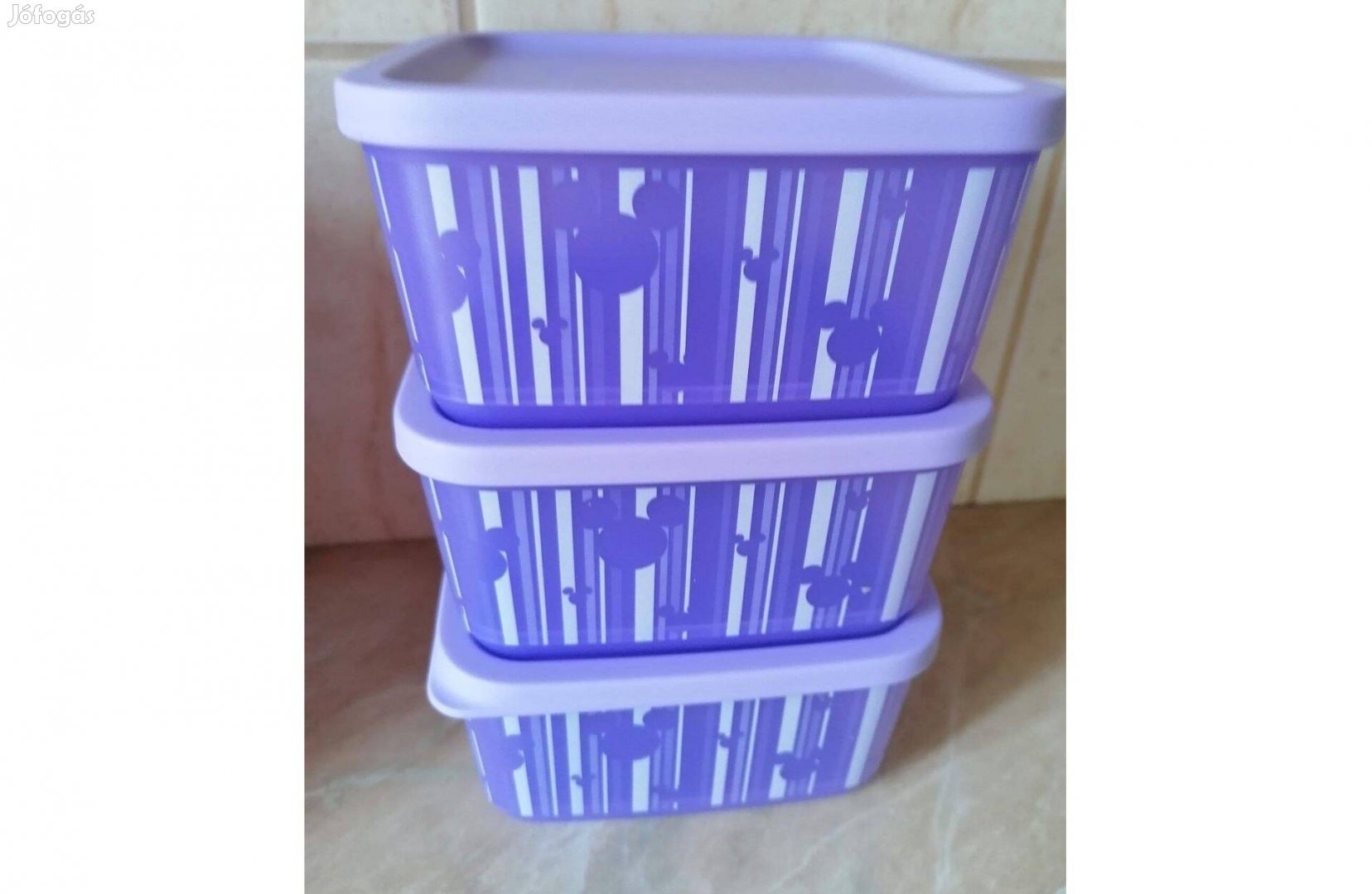 Tupperware Mickey egeres hűs kocka 650 ml lila Új, akciós