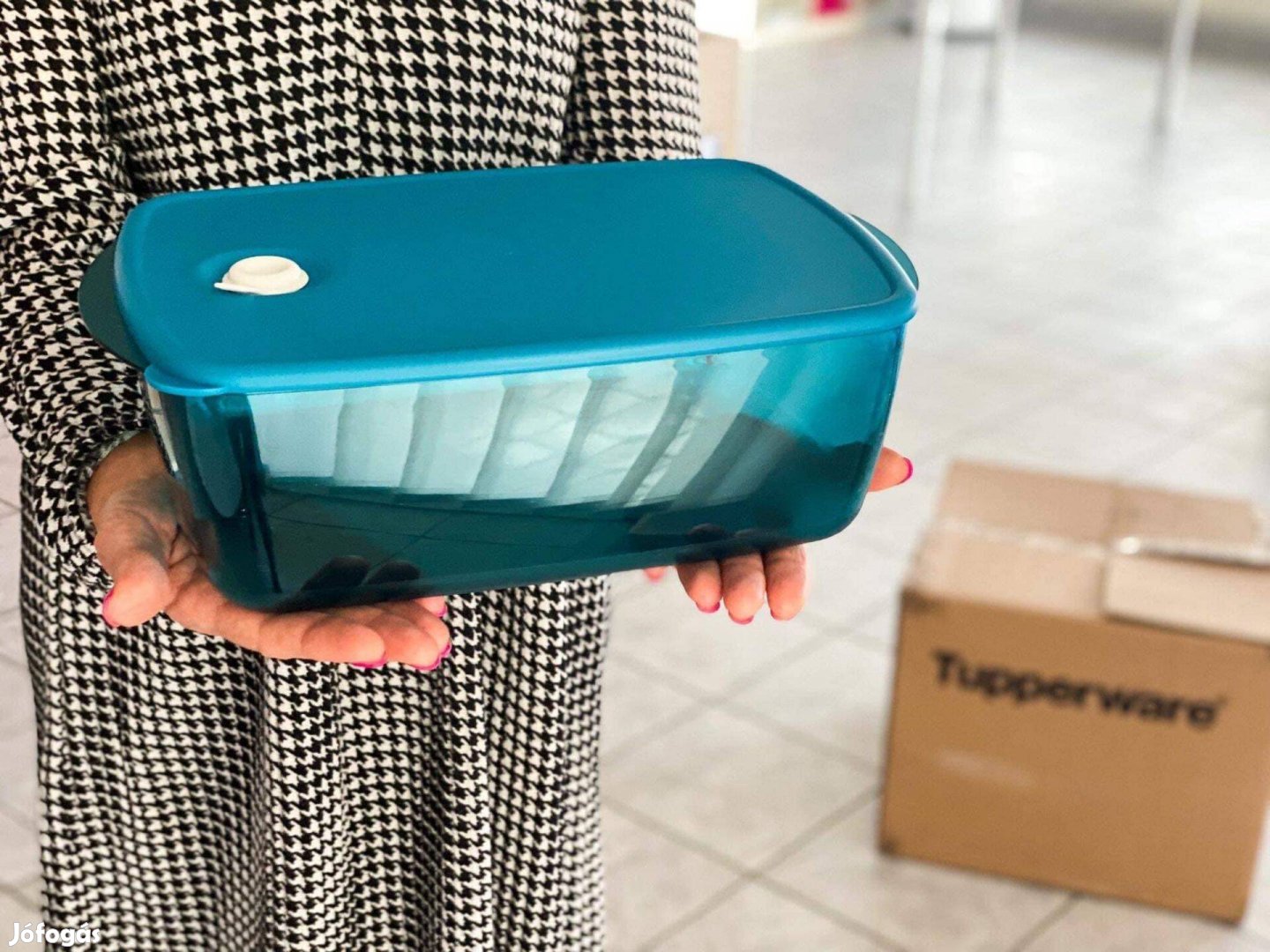 Tupperware Mikrózz és tálalj 3,5l Új, akciós