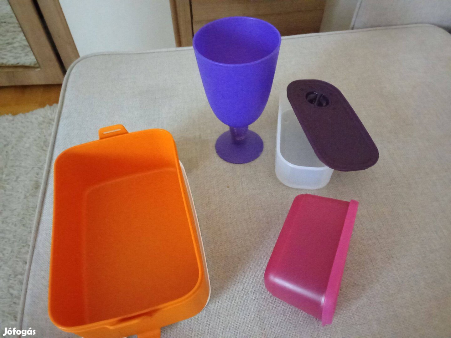 Tupperware börze eladó