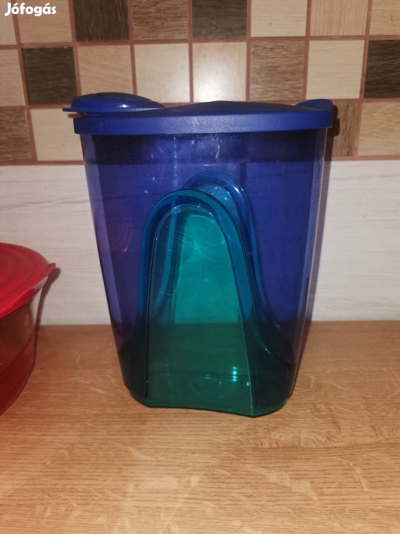 Tupperware elegancia kancsó... kanna... 1,6l-es.