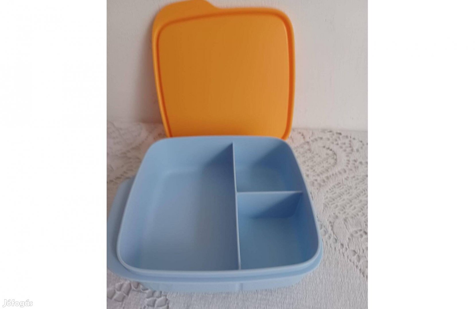 Tupperware kék osztott uzsidoboz, ebéd box Új, akciós