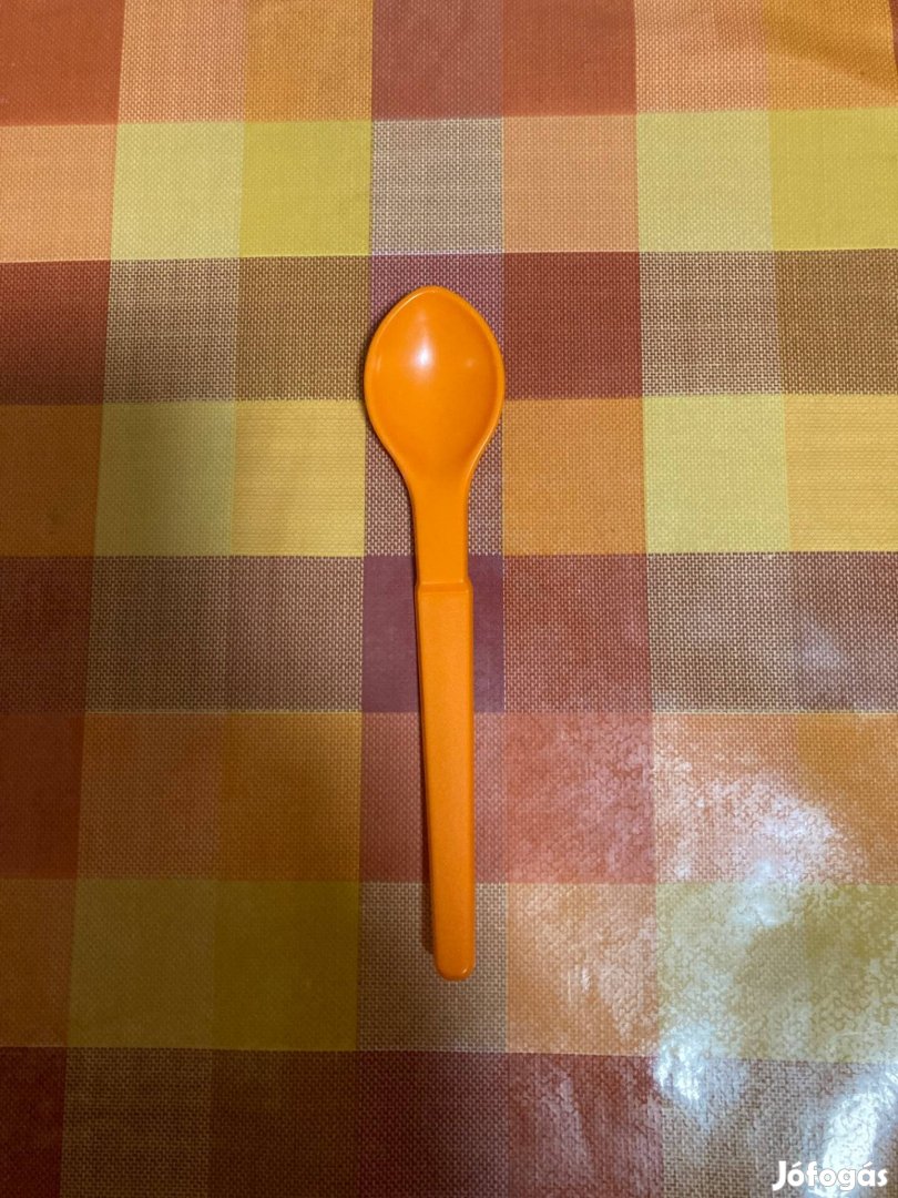 Tupperware kiskanál