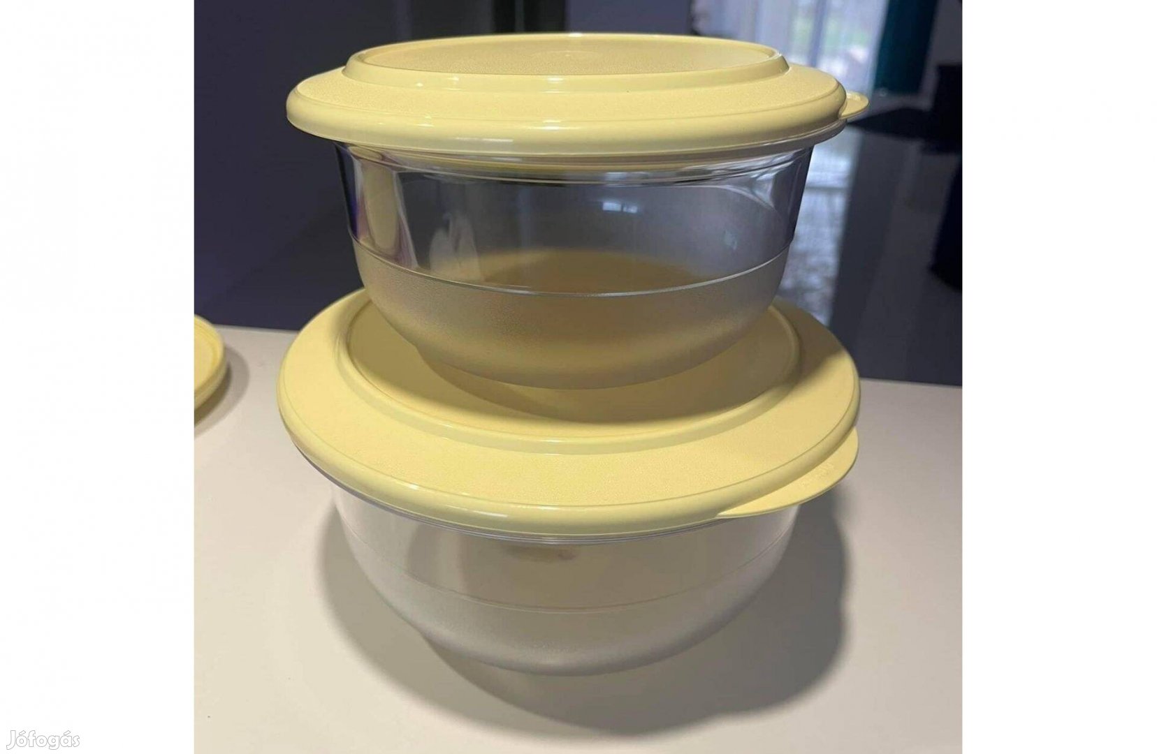 Tupperware kristály tál 1,1l sárga tetővel Új, akciós