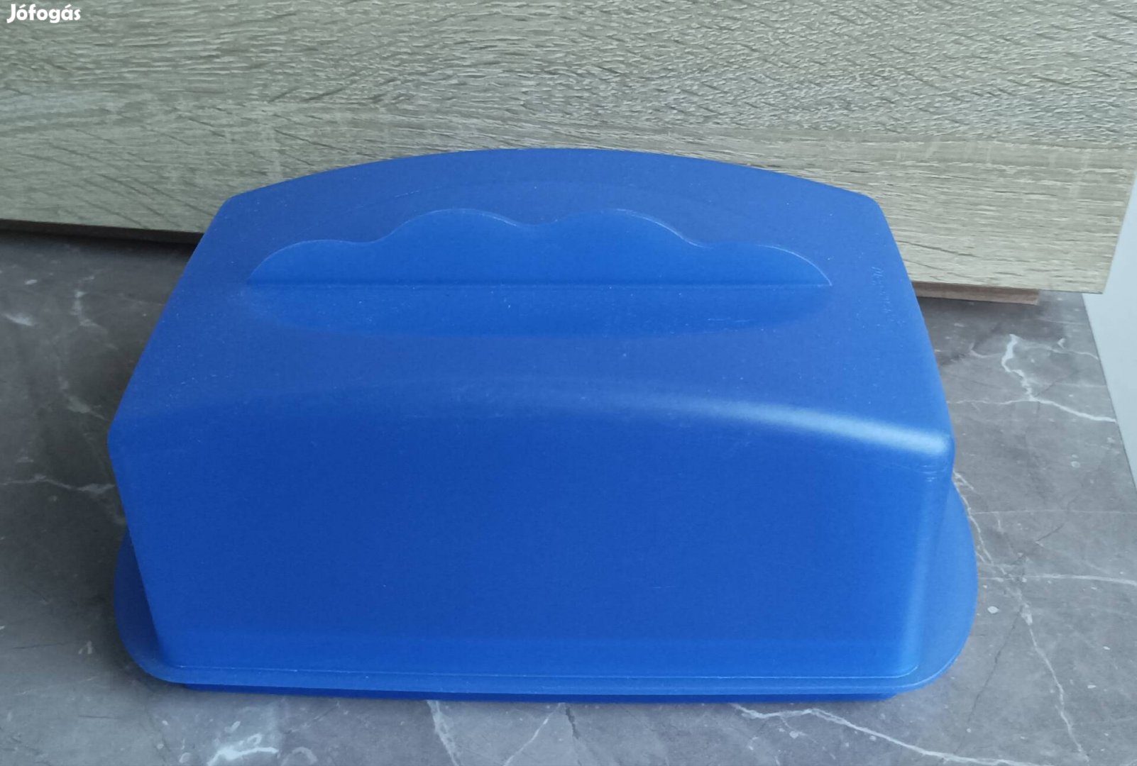 Tupperware sajttartó 