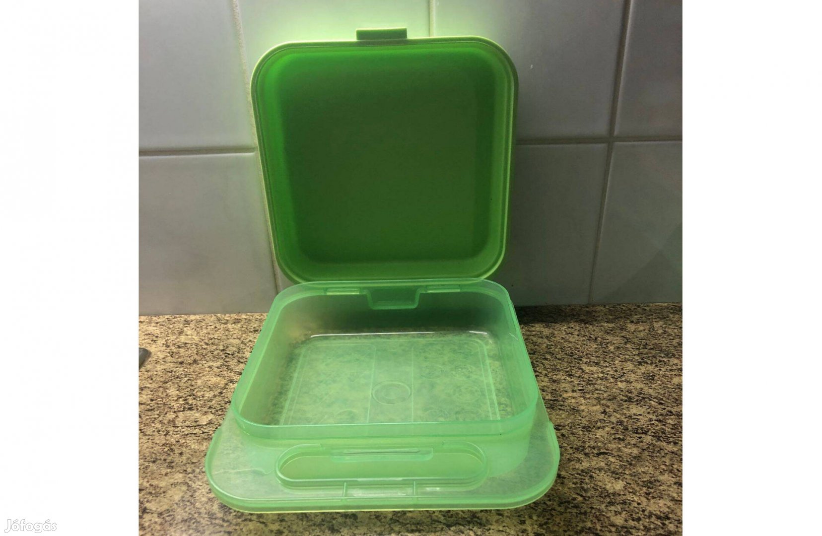 Tupperware uzsonnás tároló