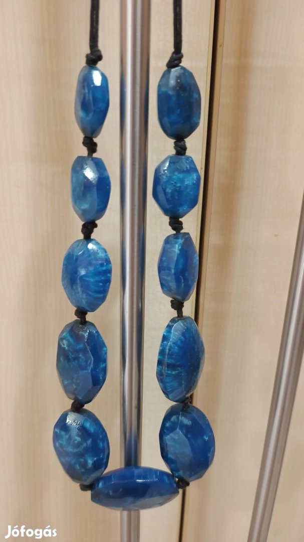 Türkiz műgyanta nyaklánc