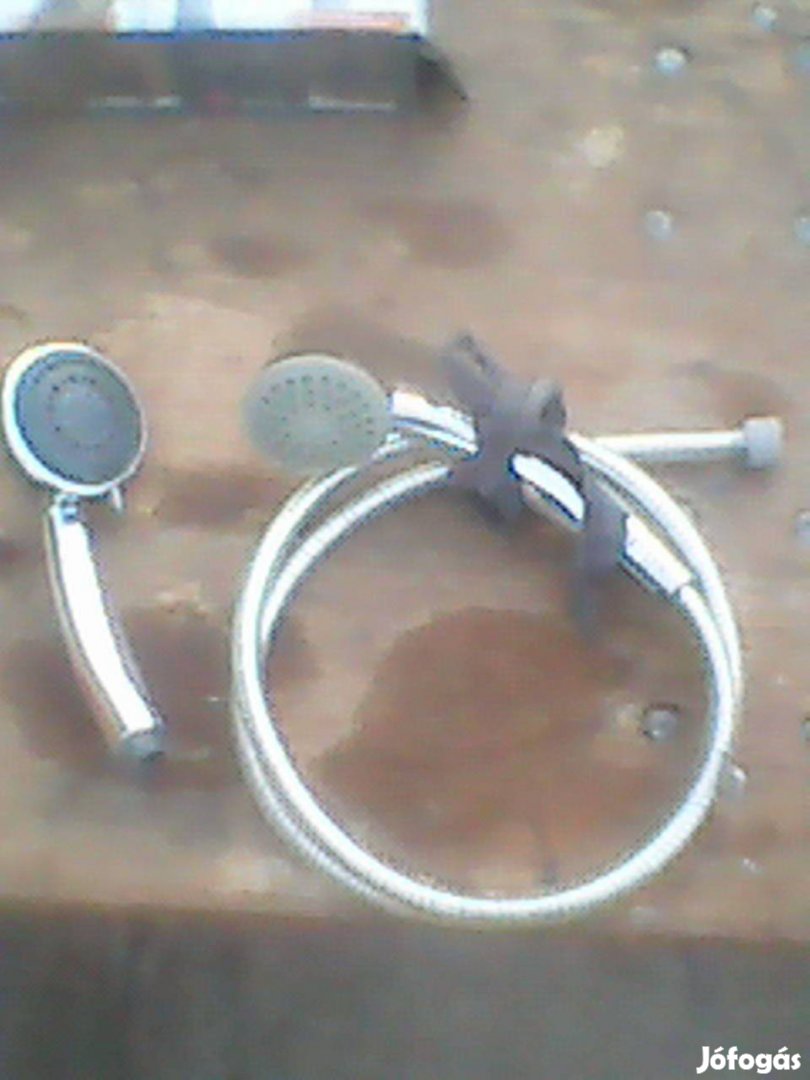 Tusoló cső és fej