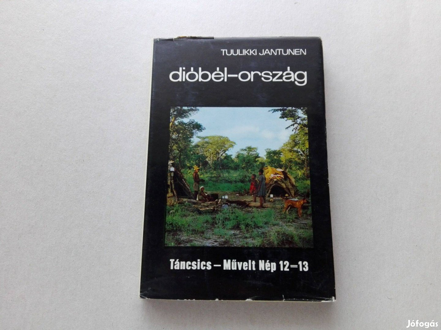 Tuulikki Jantunen Dióbél-ország c.könyv jó állapotban eladó!