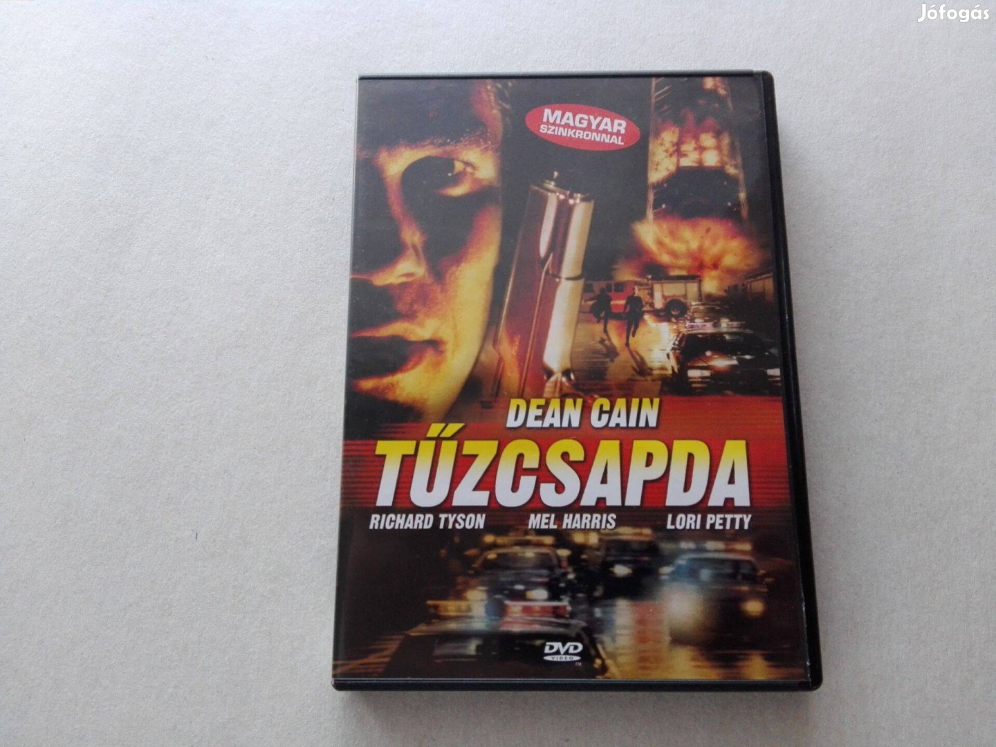 Tűzcsapda című új, eredeti, magyar nyelvű DVD film eladó !