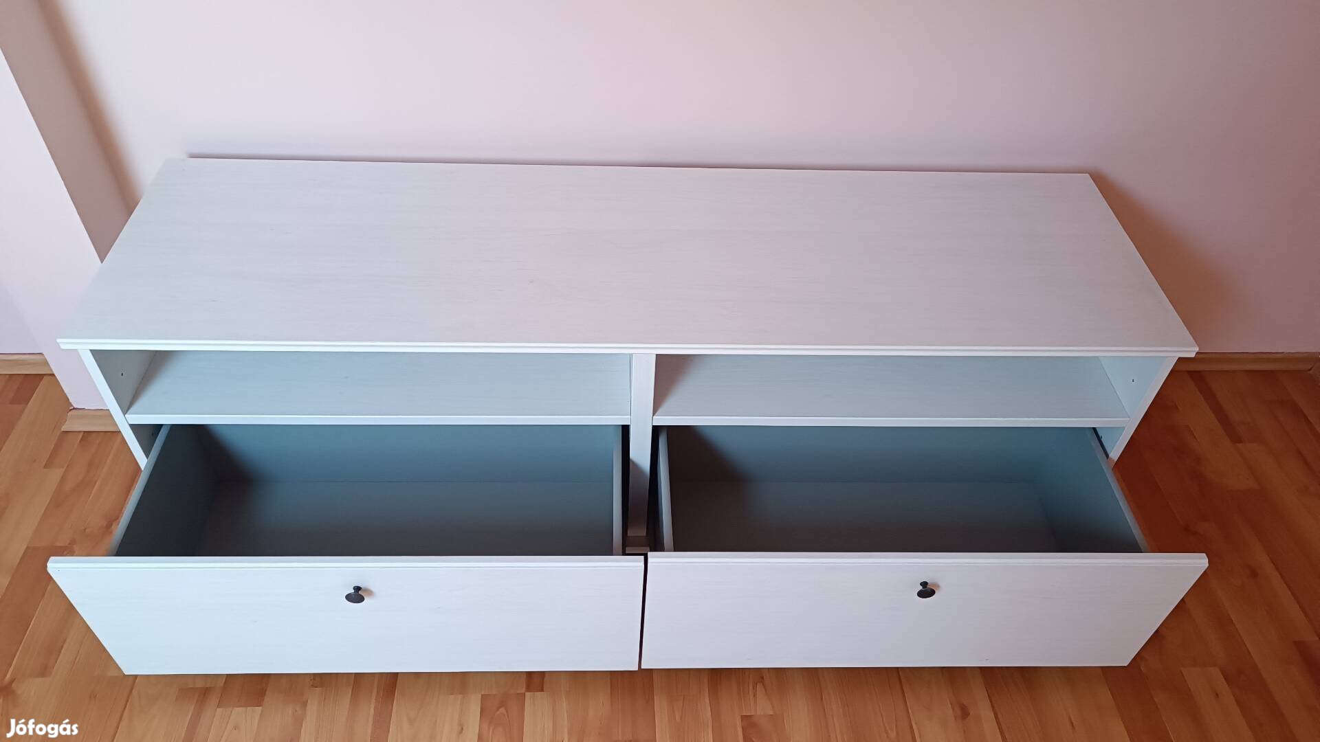 Tv állvány alig használt 