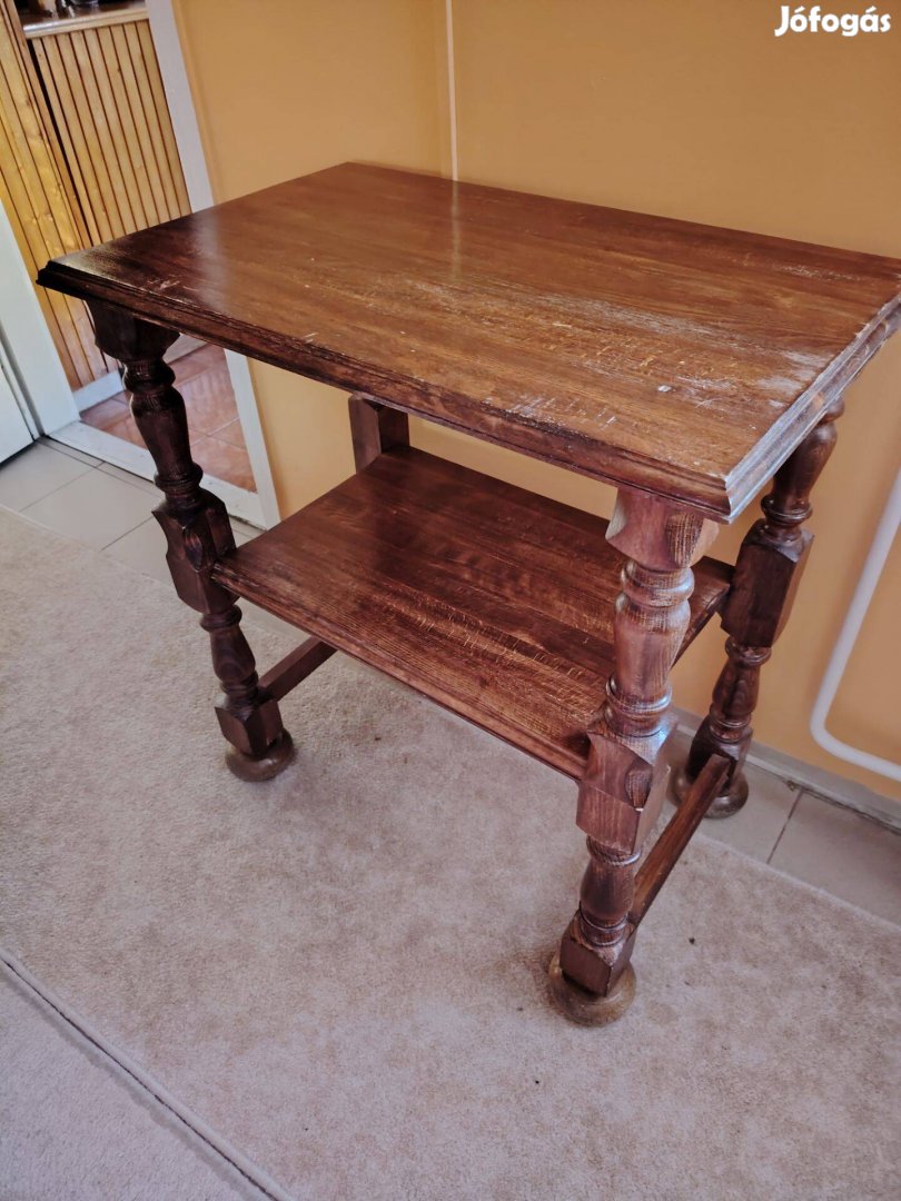 Tv álvány , komód