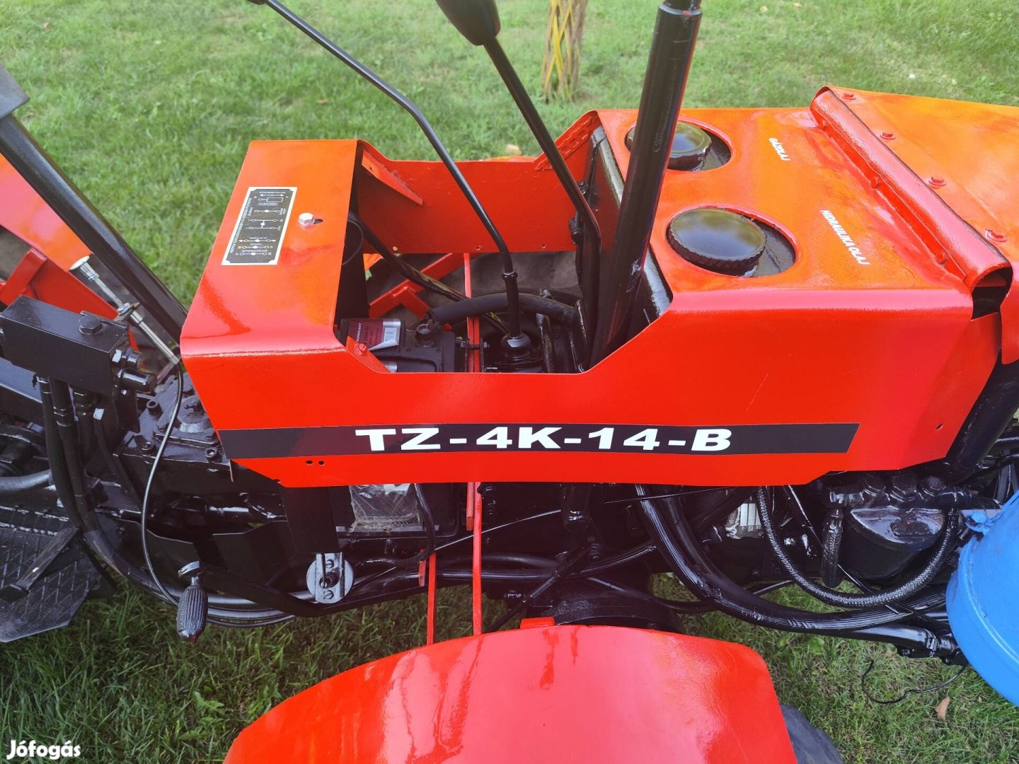 Tz4k 14b kerti traktor 