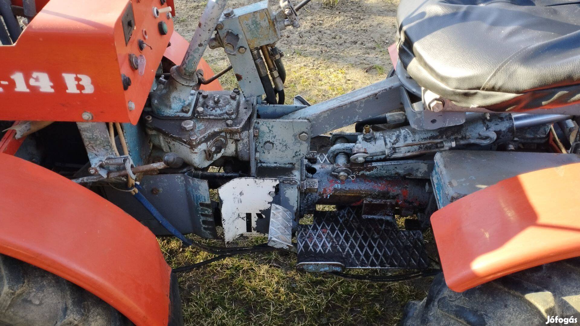 Tz4k kerti traktor