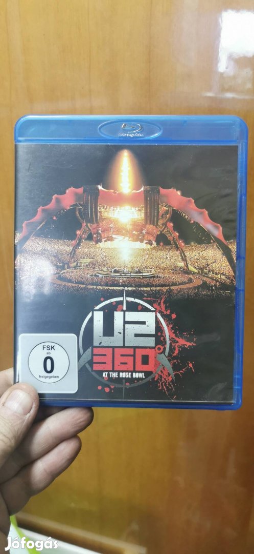 U2   360 koncert Blue-ray. 