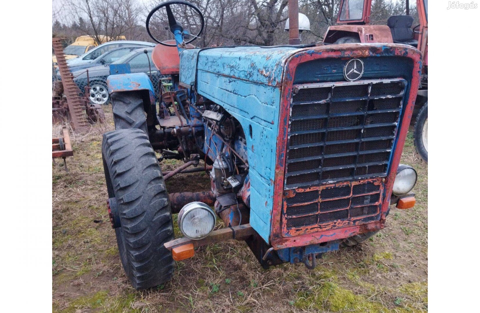 UE 28-as traktor eladó