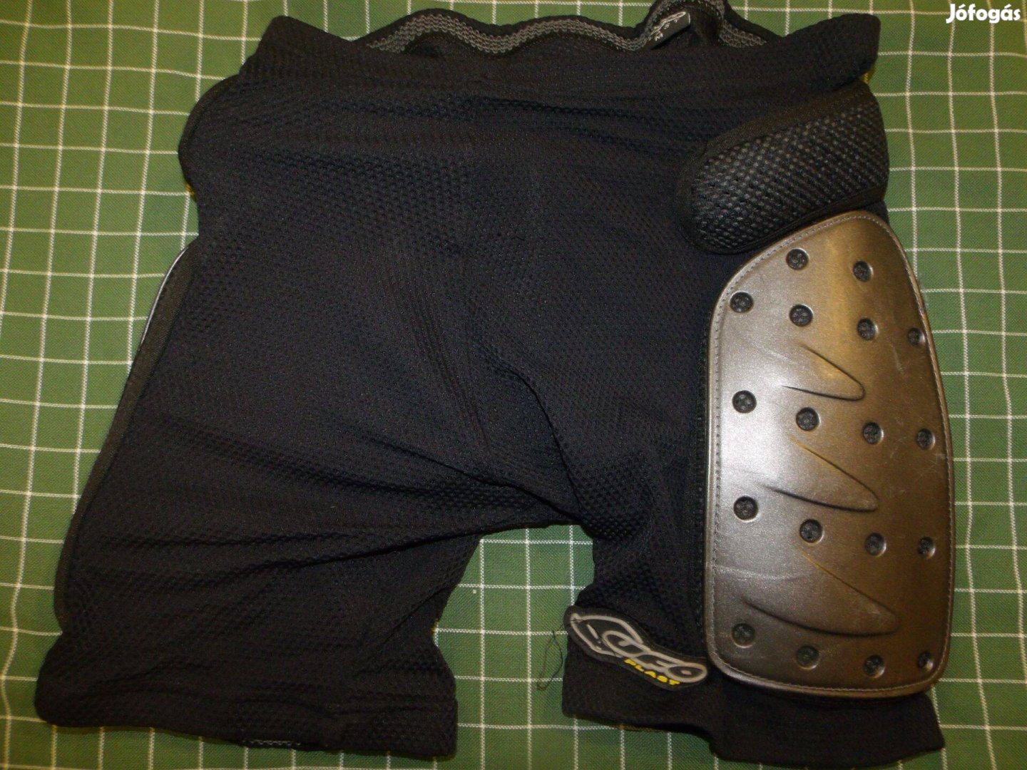 UFO protektoros multisport alsónadrág aláöltöző short M rövidnadrág