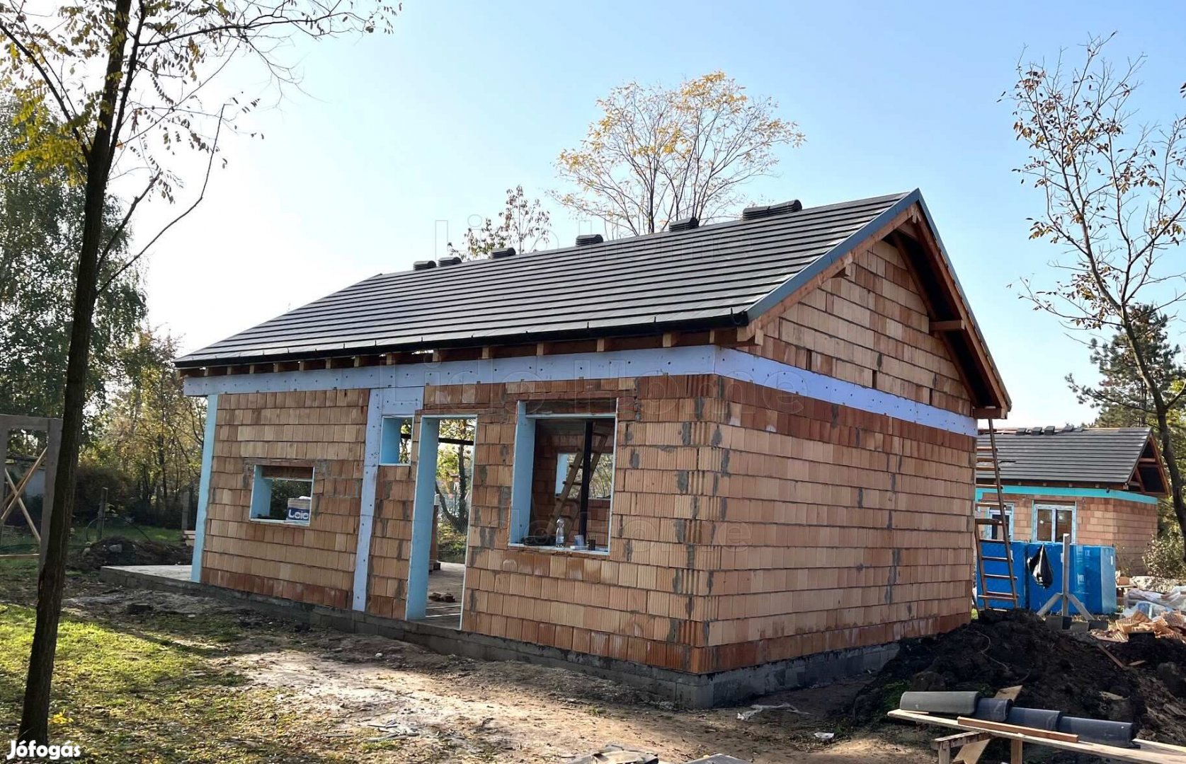 ÚJ ÉPÍTÉSŰ BALATON KÖZELI LAKÓHÁZ SIÓFOK-SÓSTÓN