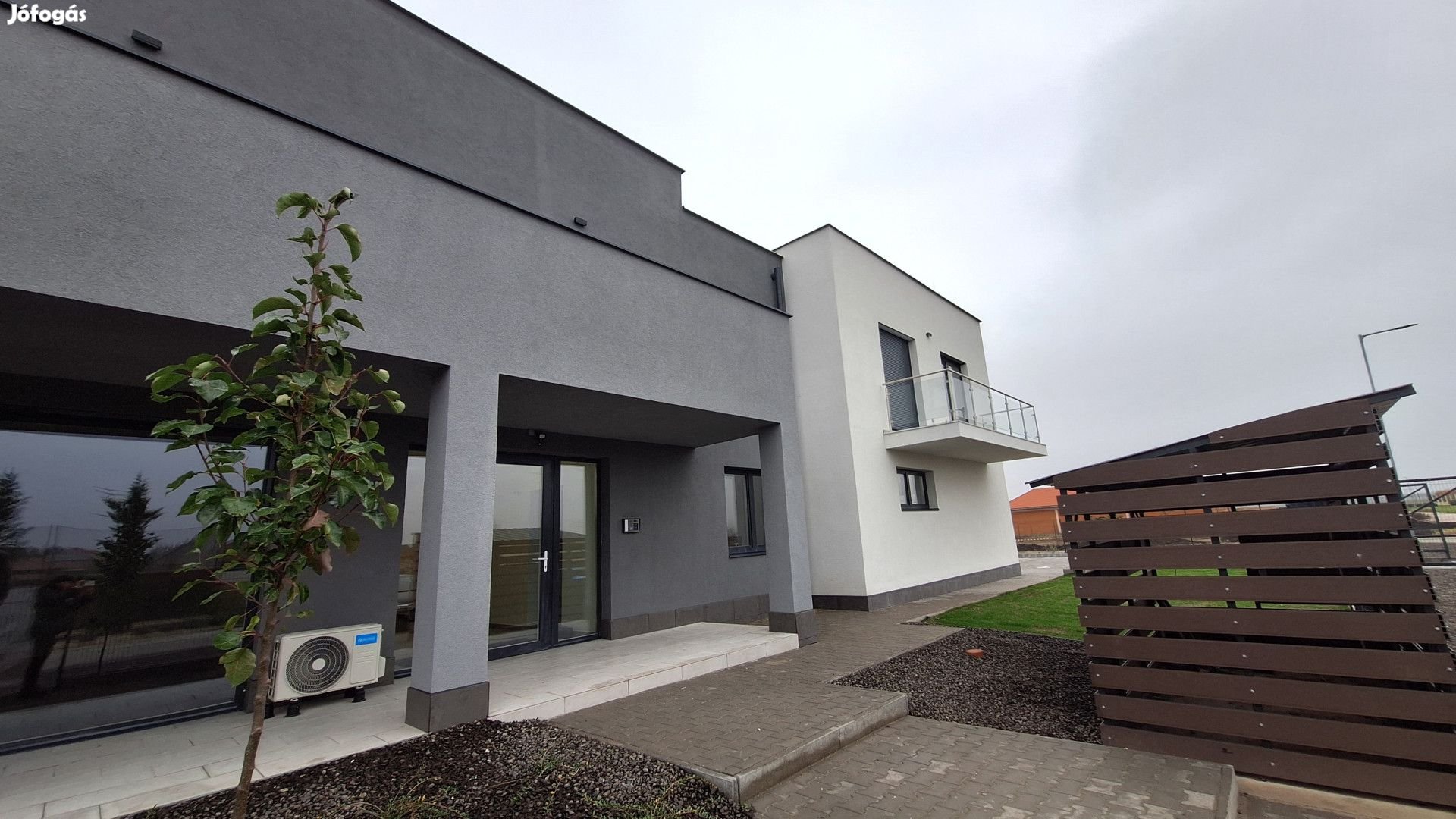 ÚJ ÉPÍTÉSŰ, PRÉMIUM MŰSZAKI TARTALMÚ LAKÁSOK JÁSZBERÉNYBEN A