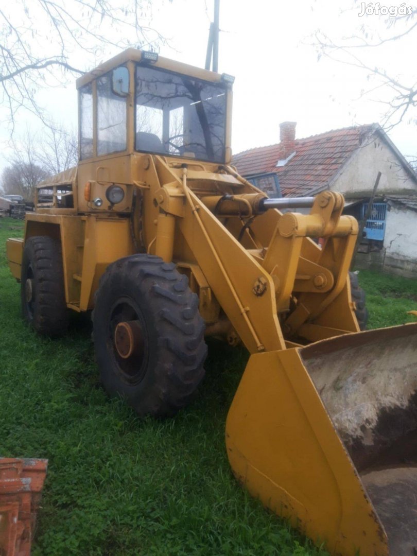 UNC homlokrakodó eladó