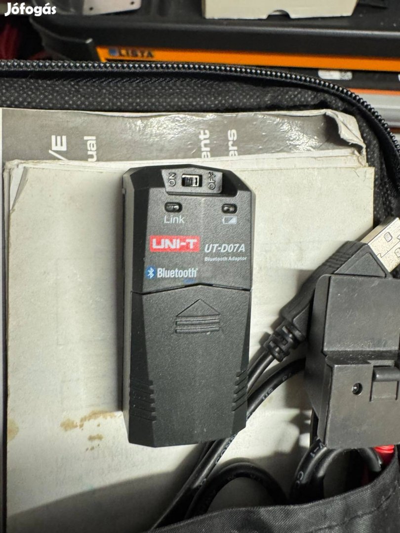 UNI-T UT71B Multiméter + UT-D07 Bluetooth modul