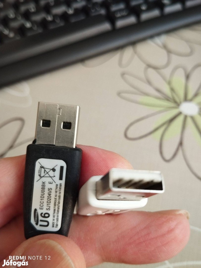 USB adatkábel eladó!