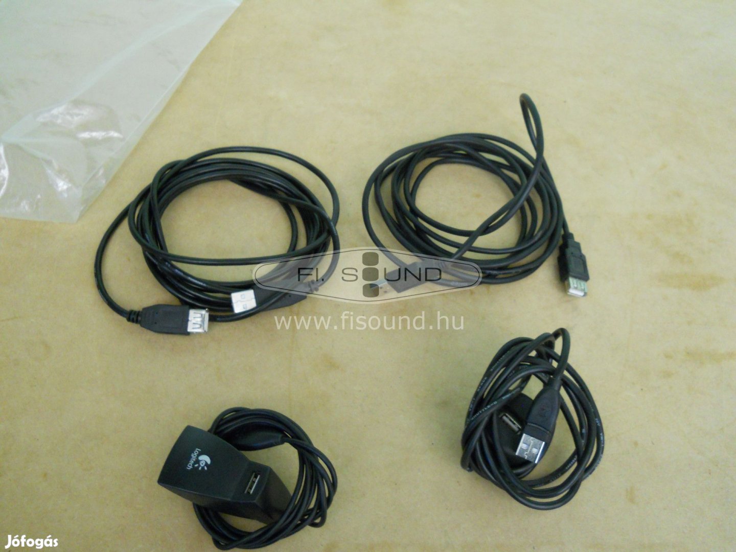 USB hosszabító csomag 4db Logitech,2x1,5 méter ,2x 3 méter