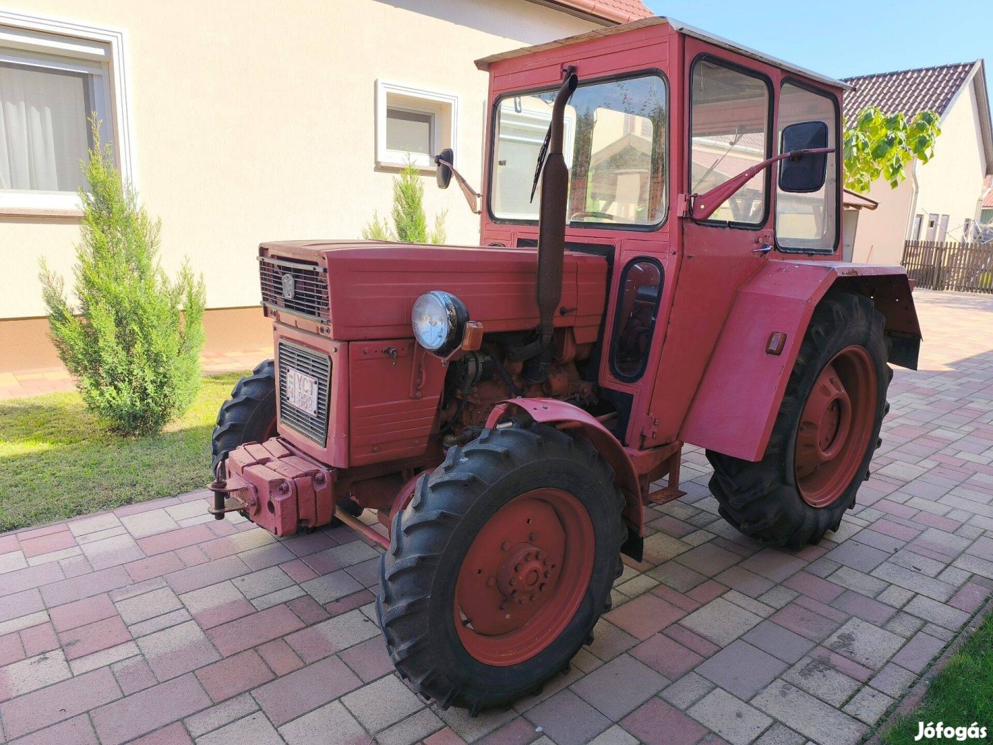 UTB 445DT Traktor