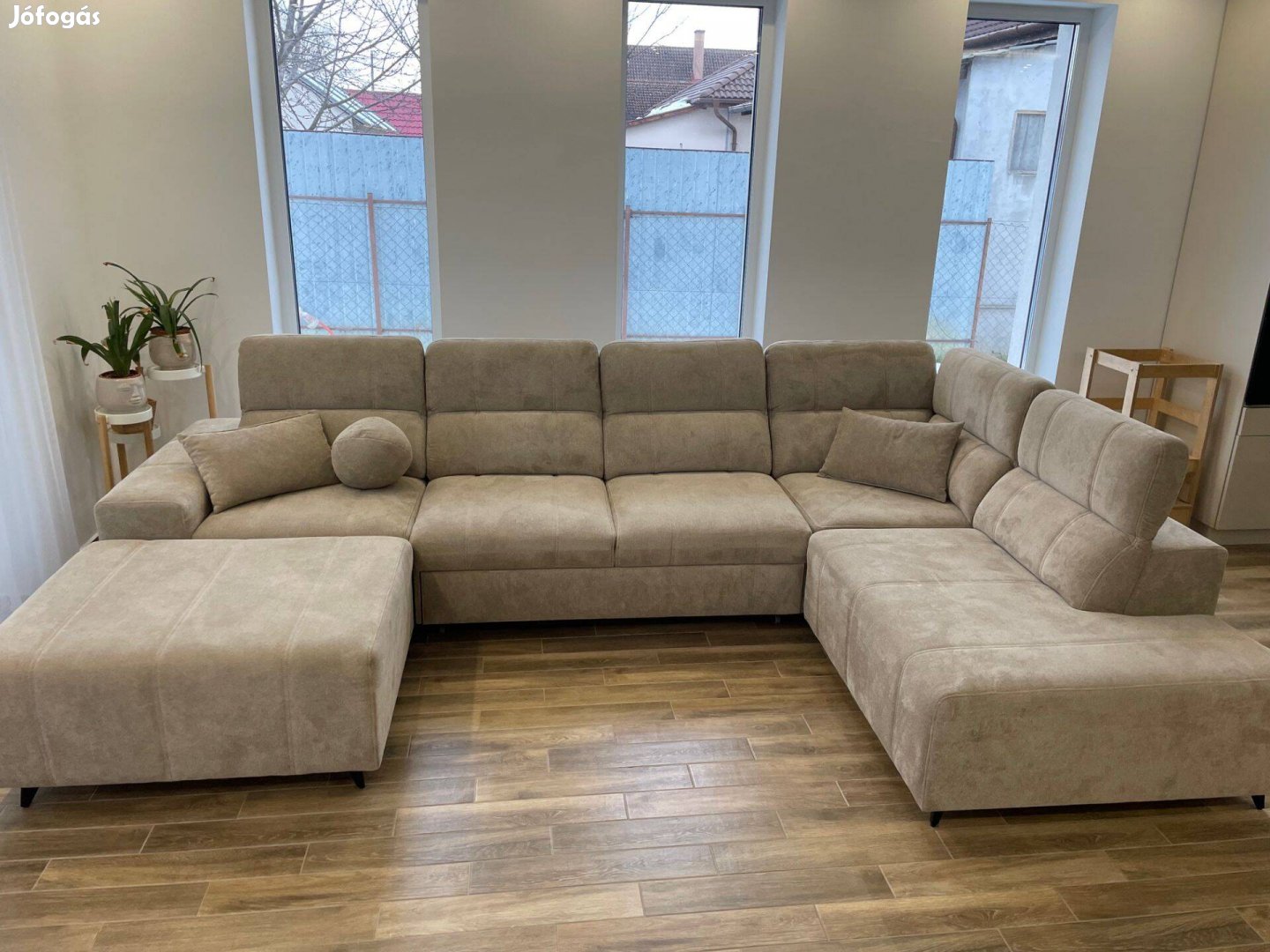 U alakú kanapé