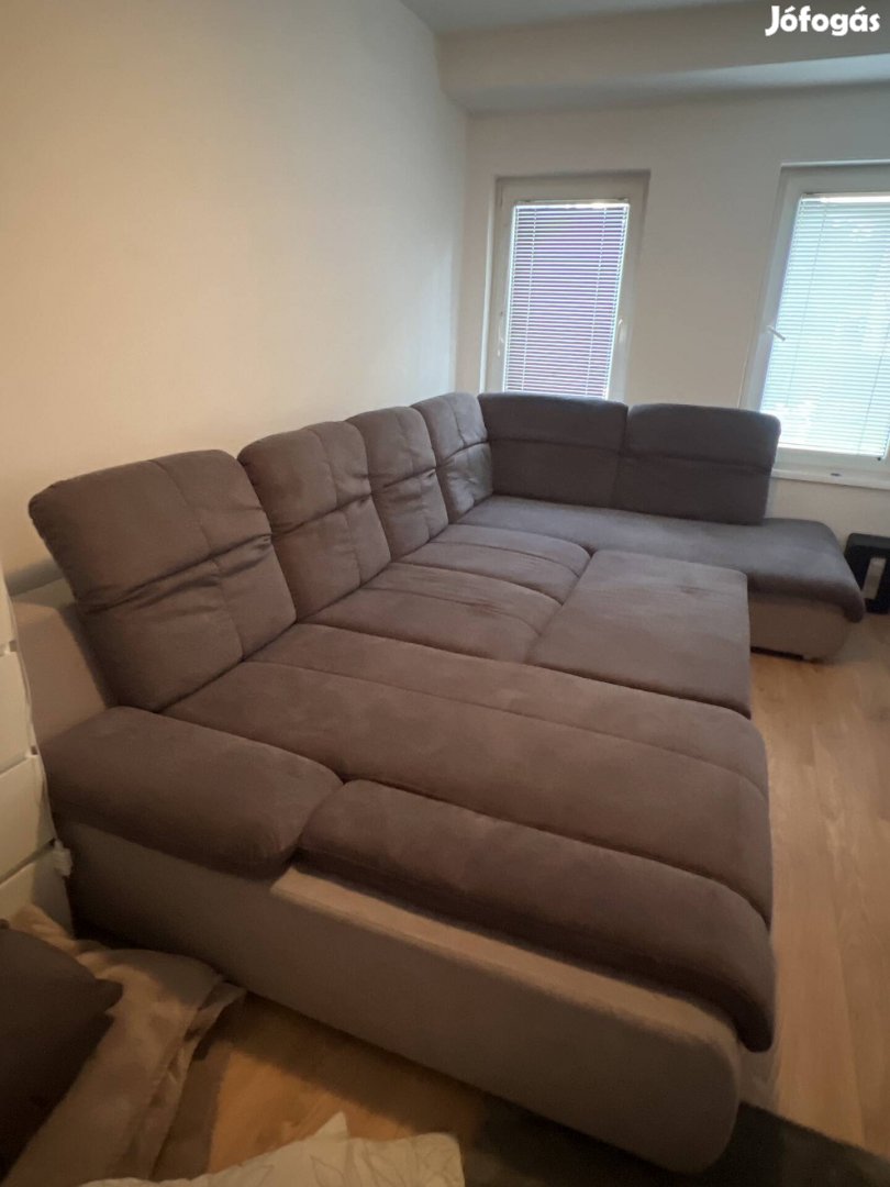U alakú kanapé