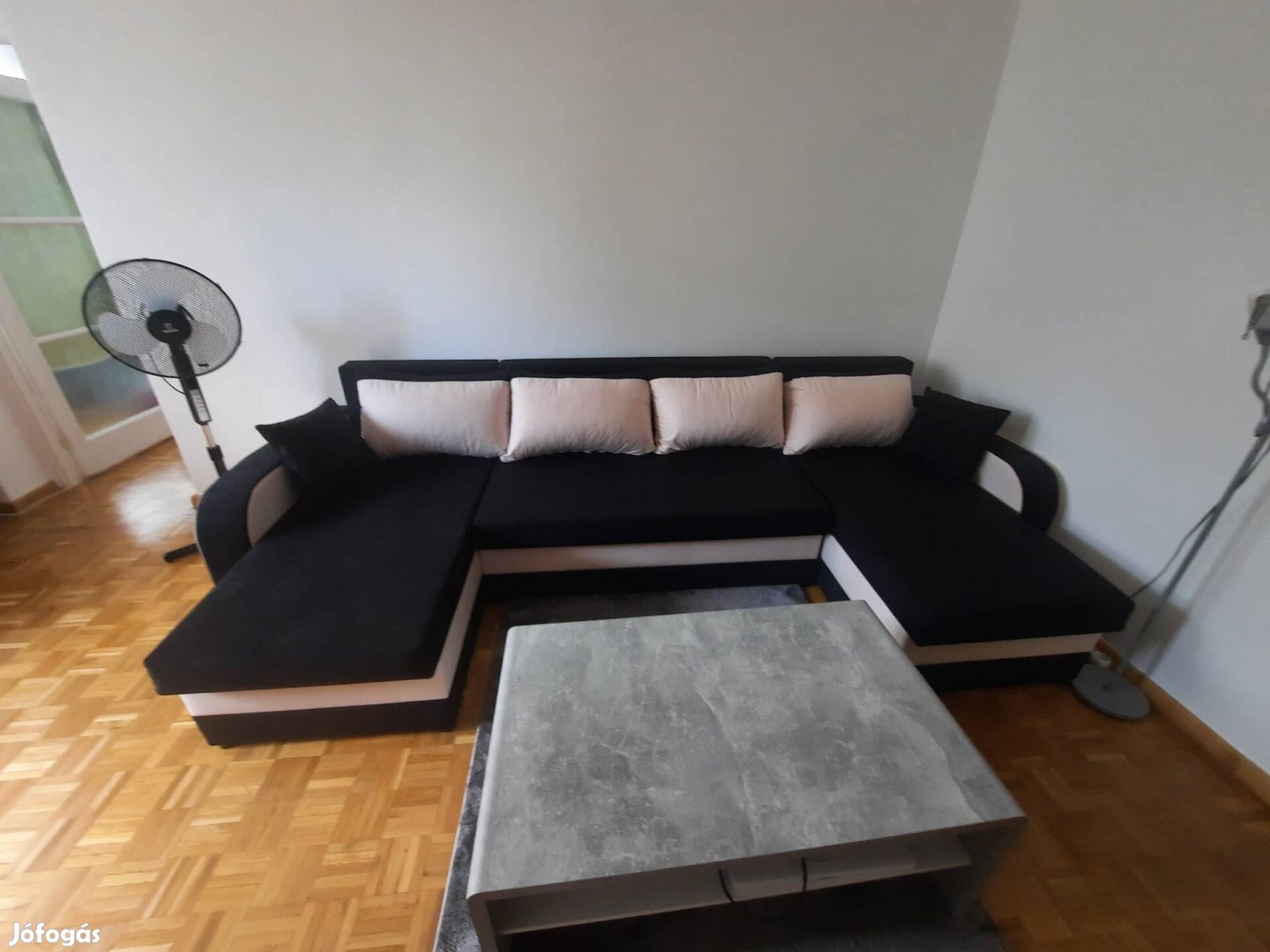 U alakú kanapé eladó 