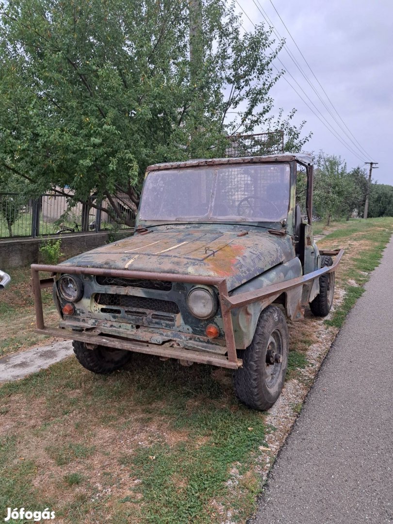 Uaz 469 közelítő