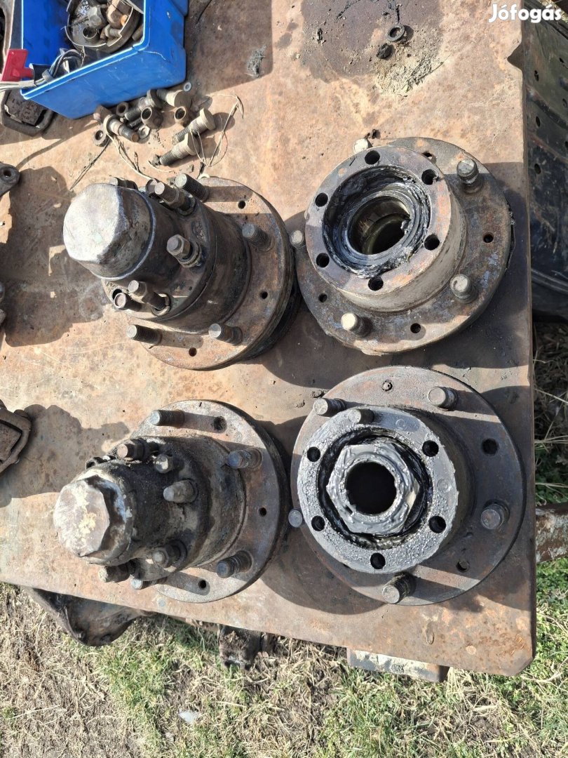 Uaz / Gaz 69 Kerékagy Csonkkállvány Tengelycsonk