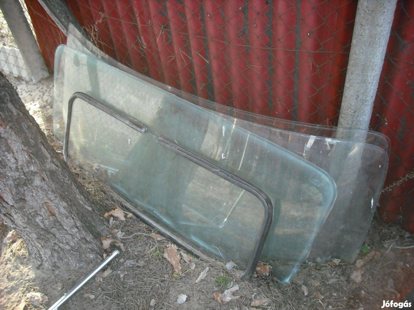 Uaz mindenféle üvege eladó