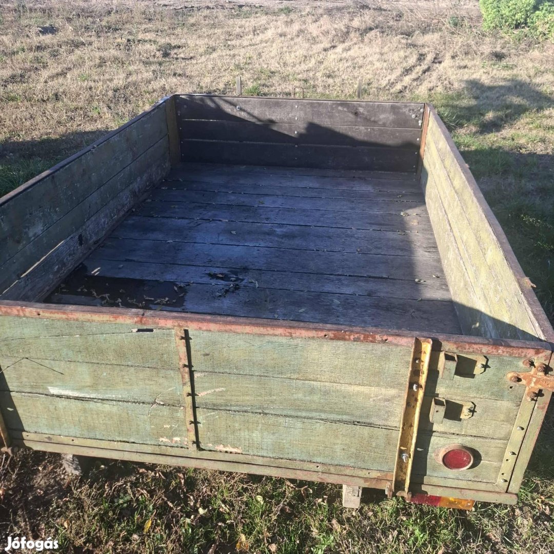 Uaz plató jó állapotú 