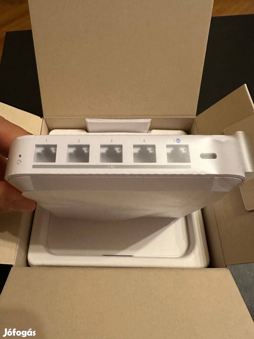 Ubiquiti Unifi Gateway Max (Uxg-Max) - 1 év garancia