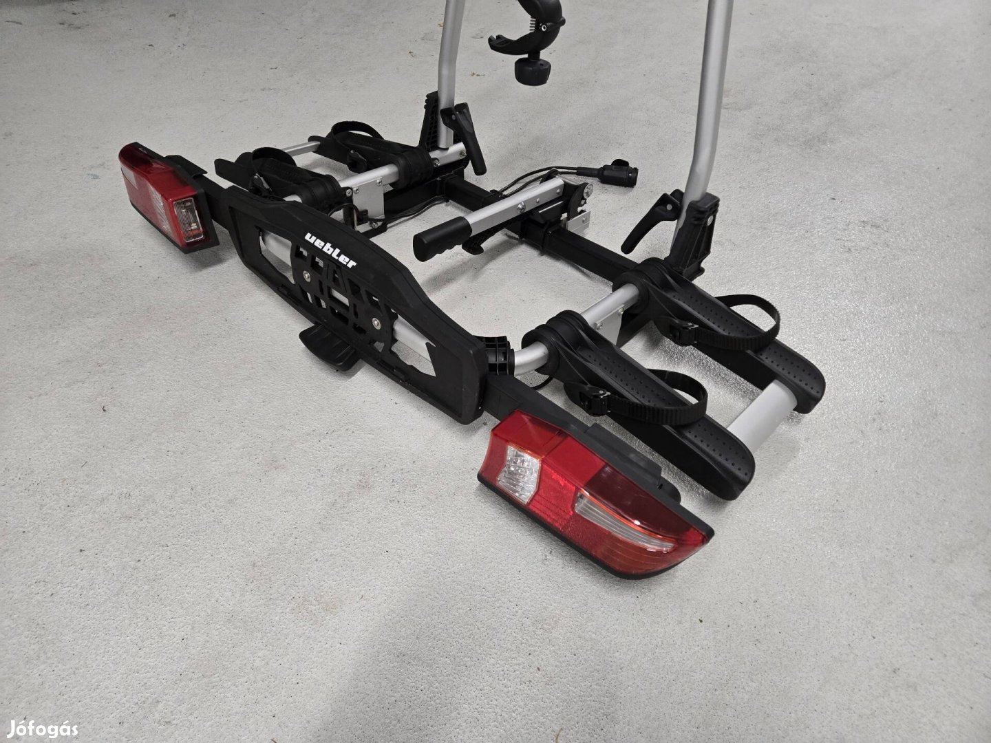 Uebler E-bike kerékpárszállító vonóhorogra VW T6 Vito dönth 60kg Thule