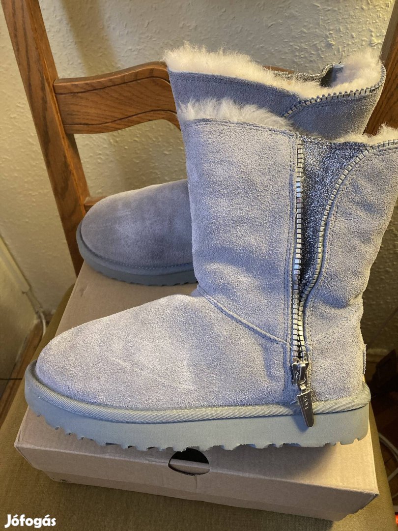 Ugg Classic Short csizma új 