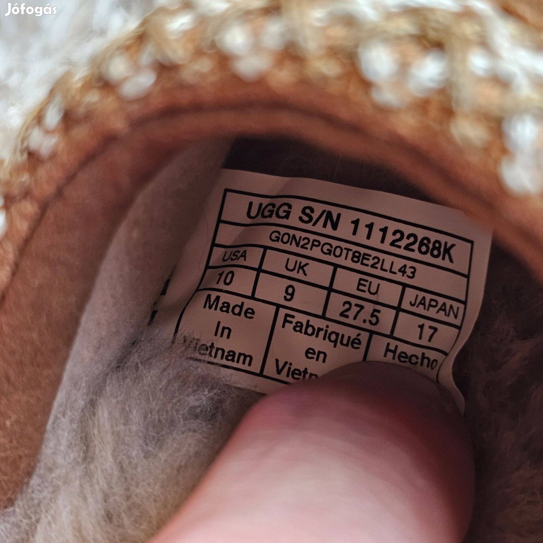 Ugg gyerek papucs új 27, 5 es méret eredeti