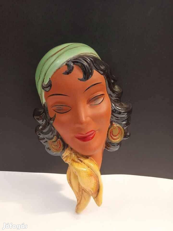 Ügyvédi Irodánk Antik Magyar Porcelán Kerámia Tárgyat Keres