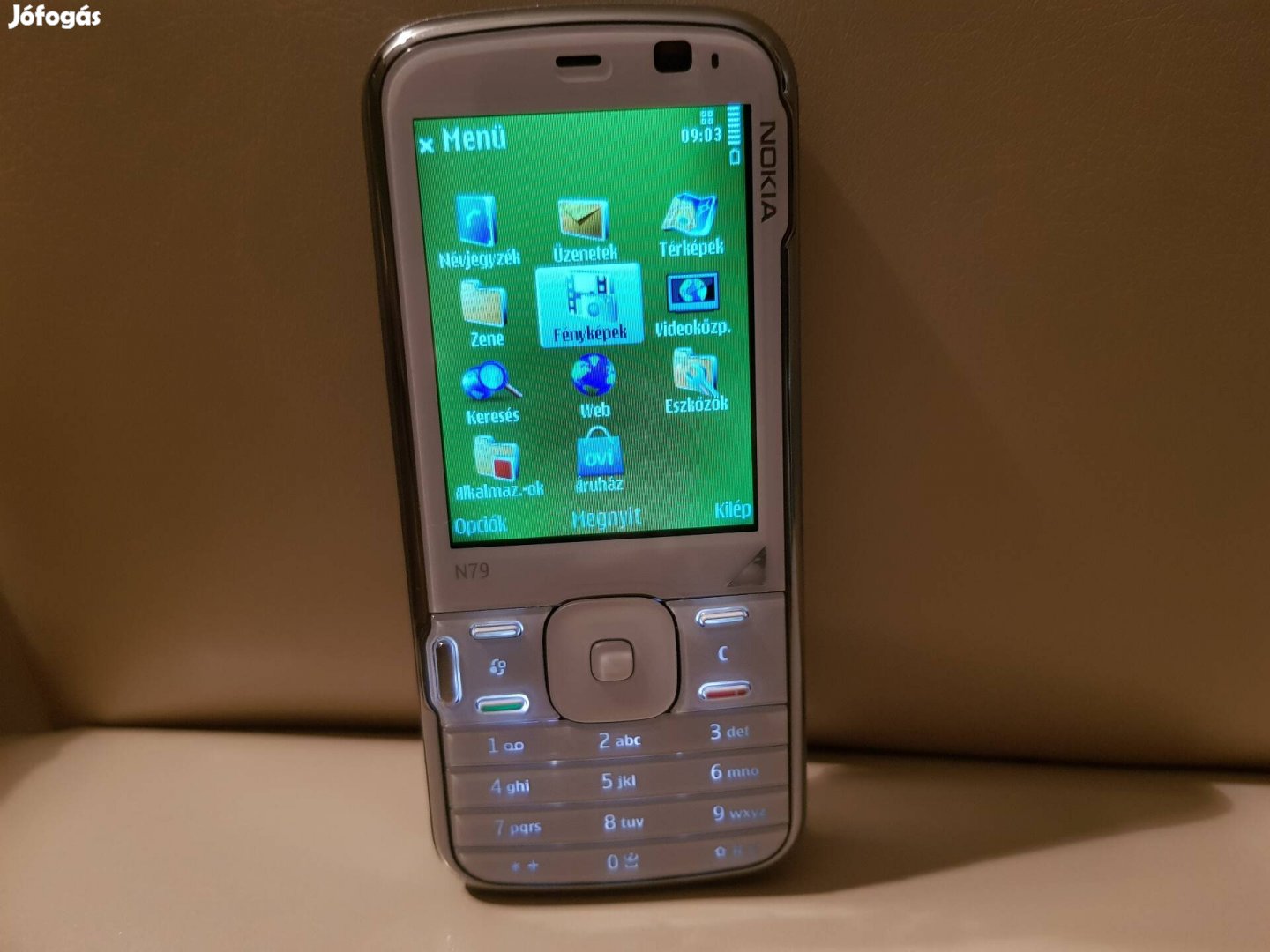 Új 0perces Nokia N79 kártyafüggetlen telefon eladó