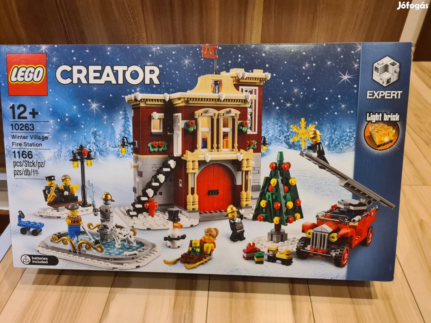 Új 10263 LEGO Creator Expert - Téli tűzoltó állomás