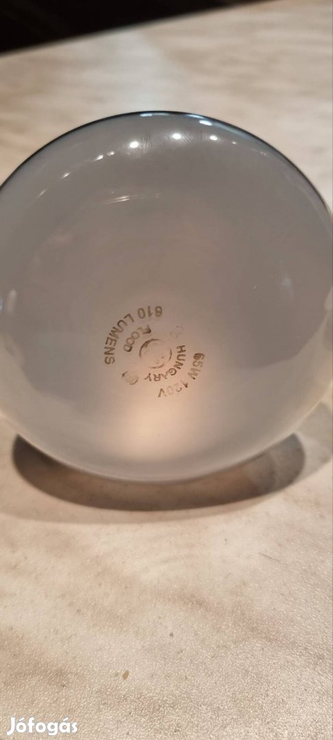 Új 120V 65W E27-es izzó