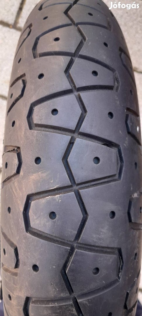 Új 120/70 r17 motorgumi 