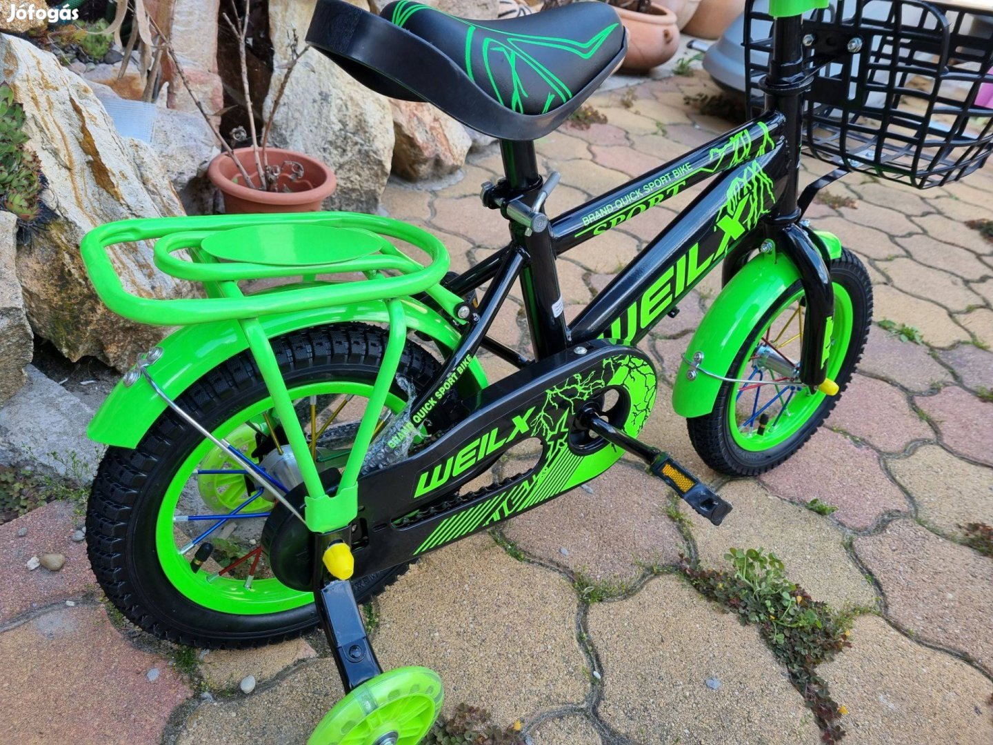 Új 12 colos gyerek bicikli kontrás elöl kosár hátul csomagtartóval