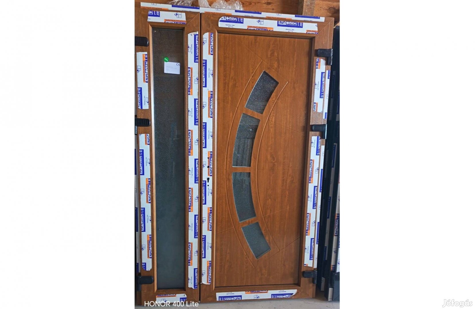 Új 135 x 205 Kívül-belül Aranytölgy műanyag bejárati ajtó