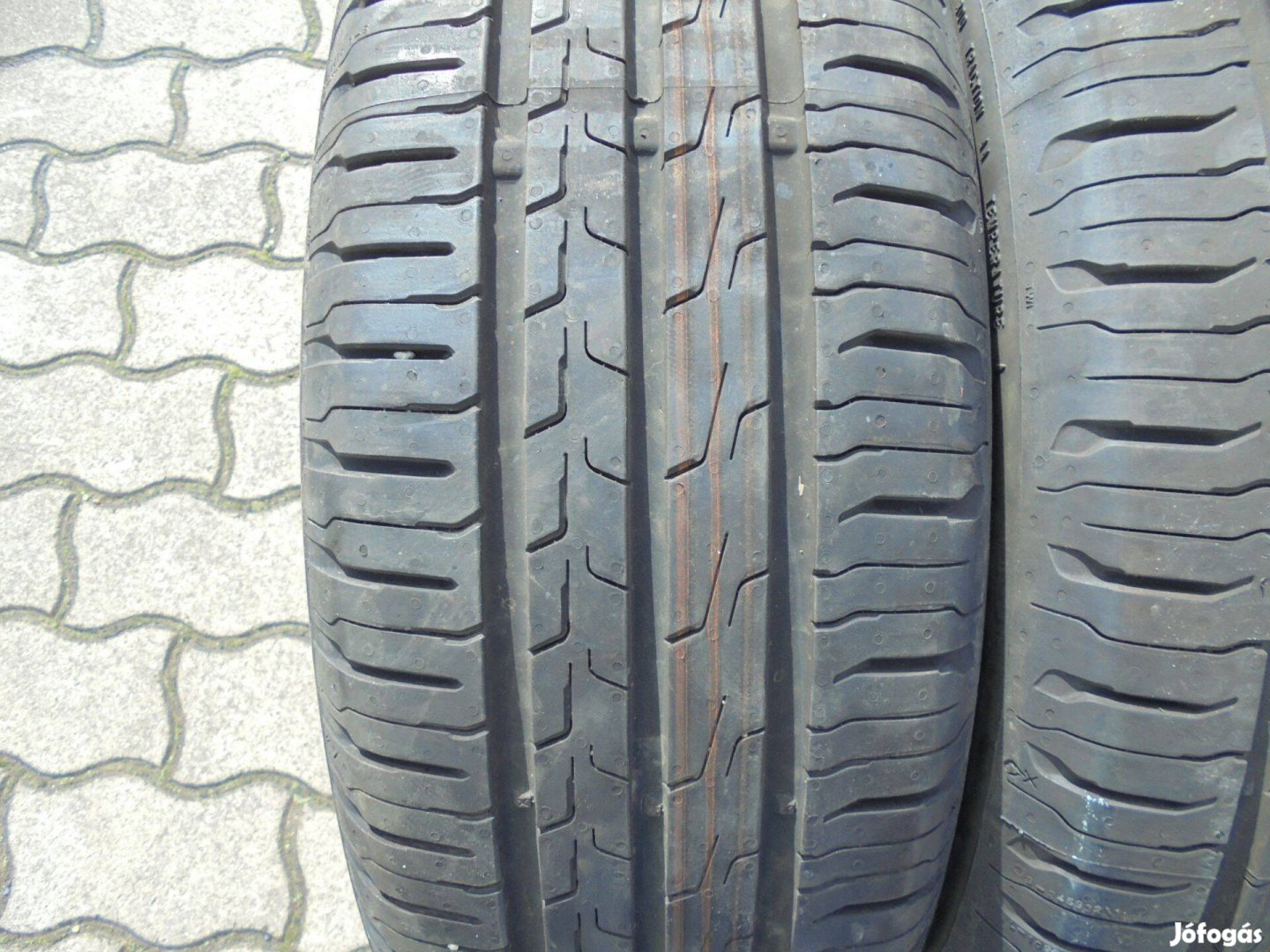 Új 175/65 R 15-ös Continental nyári gumi eladó