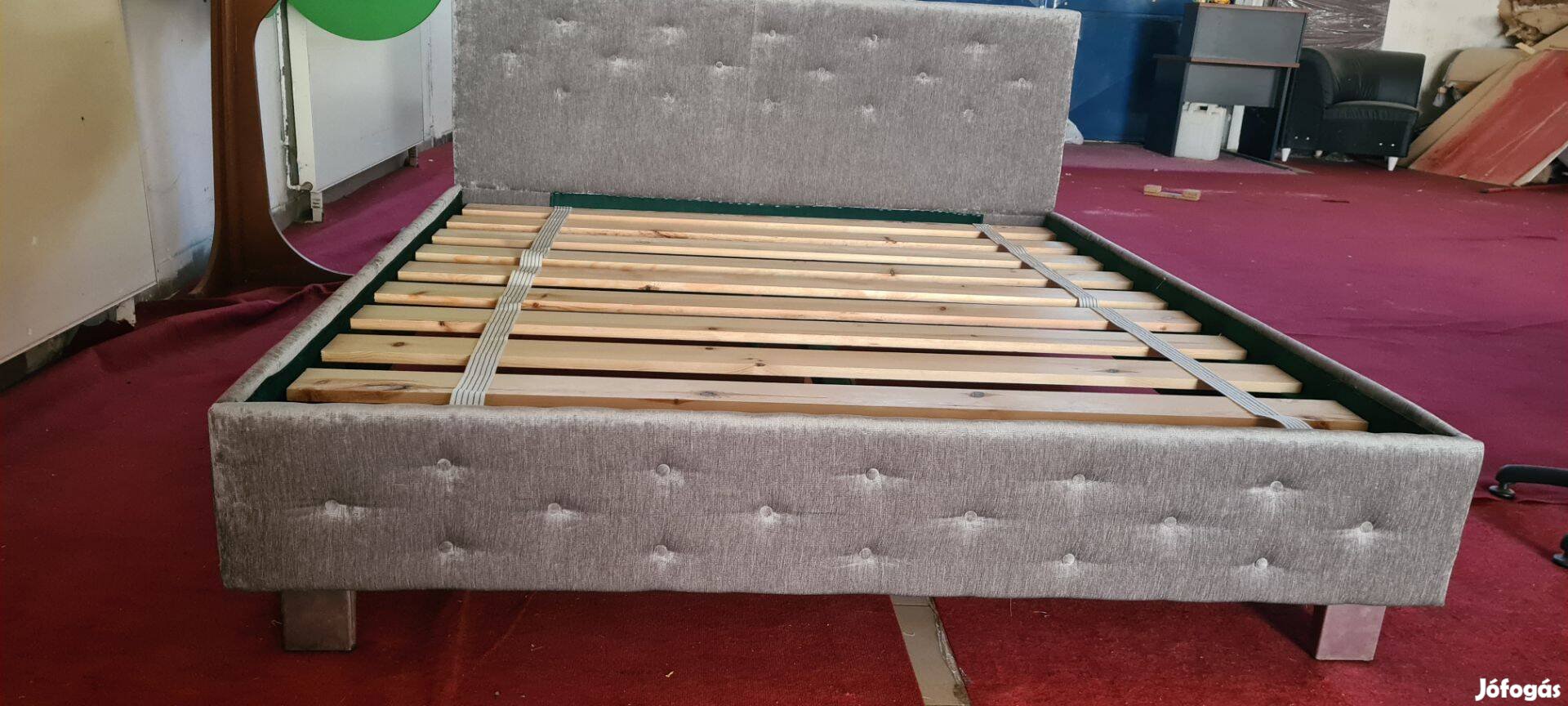 Új 180X200cm ezüst szövet francia ágy keret és erős rács 109eft