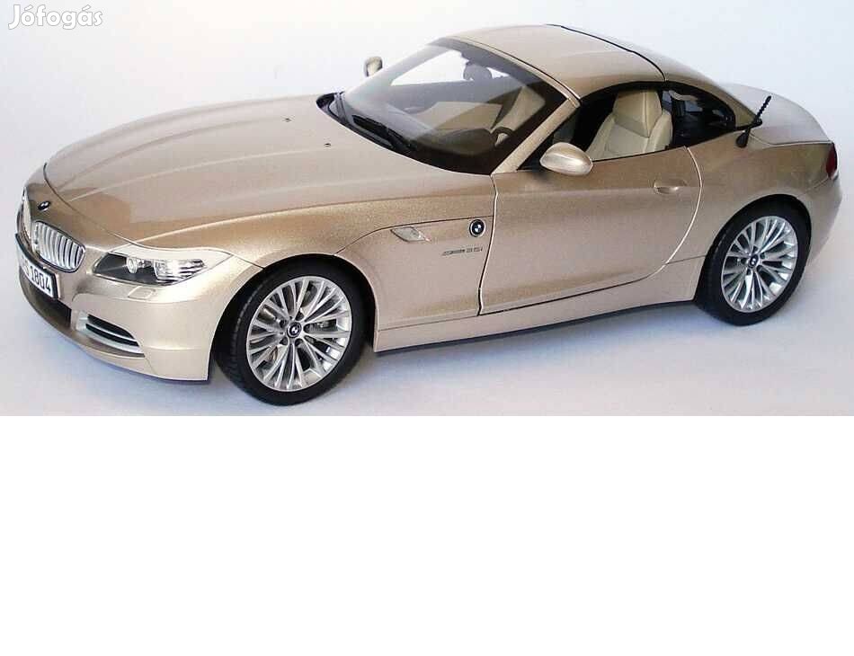 Új 1:18 BMW E89 Z4 orionsilver Kyosho működő keménytető mechanikával